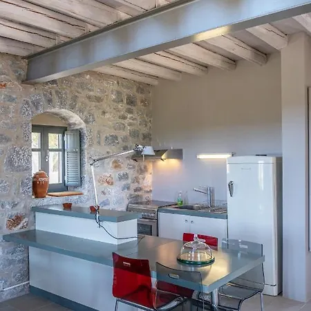 Holiday home 1bdr Loft In Stone Tower, Majestic View In Mani