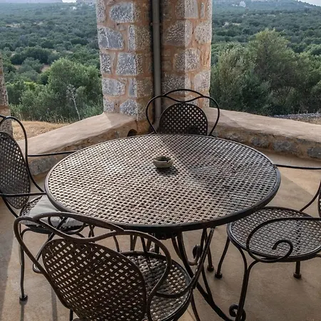 1bdr Loft In Stone Tower, Majestic View In Mani Holiday home *