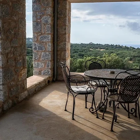 1bdr Loft In Stone Tower, Majestic View In Mani Holiday home *
